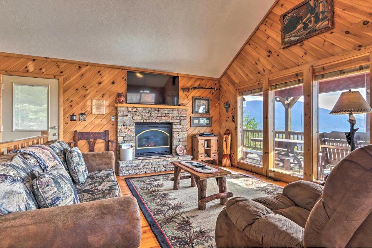 Smoky Mountain Retreat With Hot Tub, Arcade Games Villa Pigeon Forge Eksteriør bilde