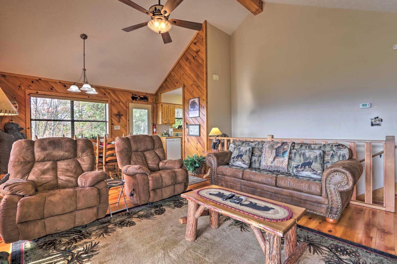 Smoky Mountain Retreat With Hot Tub, Arcade Games Villa Pigeon Forge Eksteriør bilde
